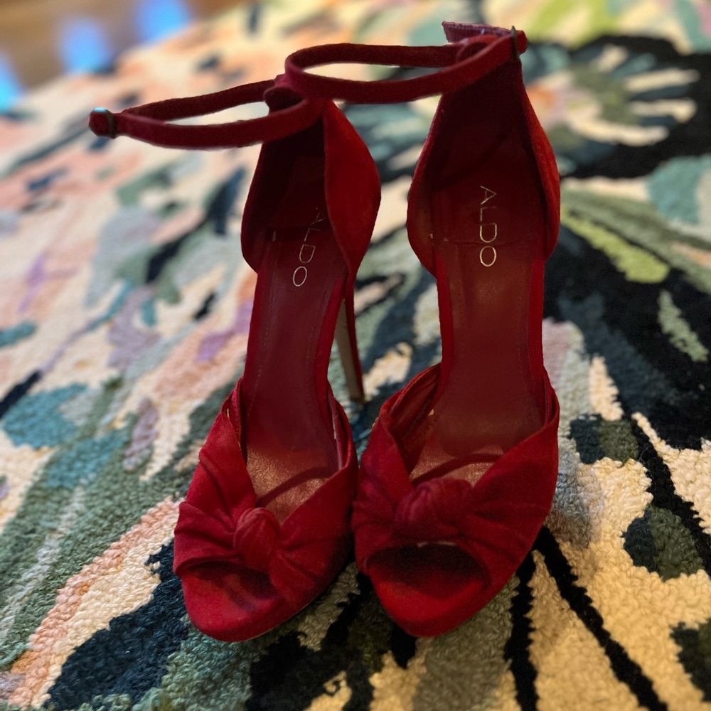 2 for $30 🔥 Super Sexy Red Platform Heels